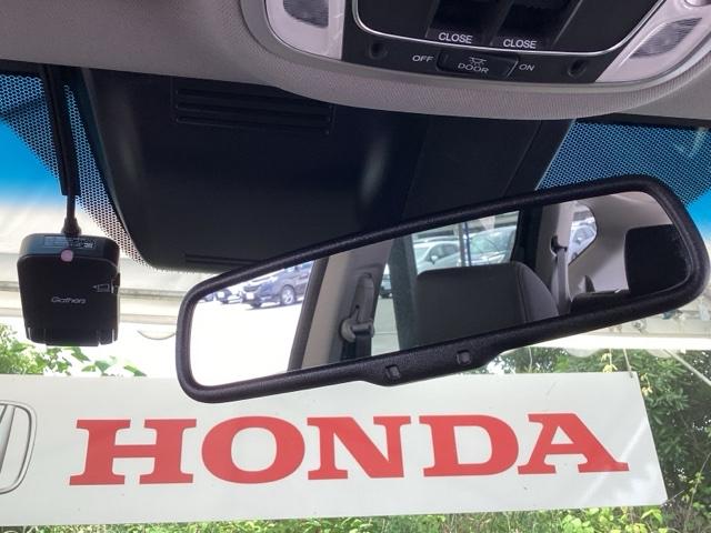 CR-Vハイブリッド e:HEVEX・マスターピース 純正メモリーナビ 本革Pシート Sルーフ 電動バックドア 衝突軽減ブレーキ クルコン Bカメラ LEDヘッドライト DVD ドライブレコーダー 本革シート 4WD 前席シートヒーター スマートキー(52枚目)