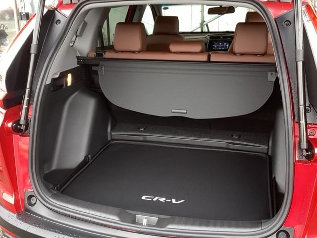 ＣＲ－Ｖ ＥＸ・マスターピース　ナビ　フルセグ　リヤカメラ　ＬＥＤヘッド　衝突被害軽減ブレーキ　ＤＶＤ　Ｓルーフ　シートヒータ　ＥＴＣ車載器　ターボ車　セキュリティーアラーム　スマ－トキ－　ＶＳＡ　キーレス　クルーズコントロール（20枚目）