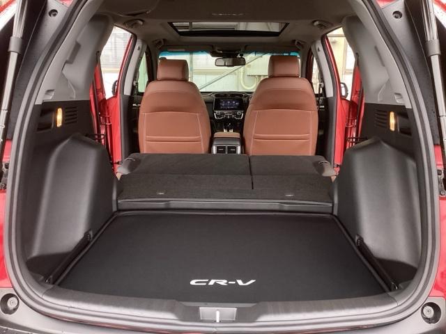 ＣＲ－Ｖ ＥＸ・マスターピース　ナビ　フルセグ　リヤカメラ　ＬＥＤヘッド　衝突被害軽減ブレーキ　ＤＶＤ　Ｓルーフ　シートヒータ　ＥＴＣ車載器　ターボ車　セキュリティーアラーム　スマ－トキ－　ＶＳＡ　キーレス　クルーズコントロール（21枚目）