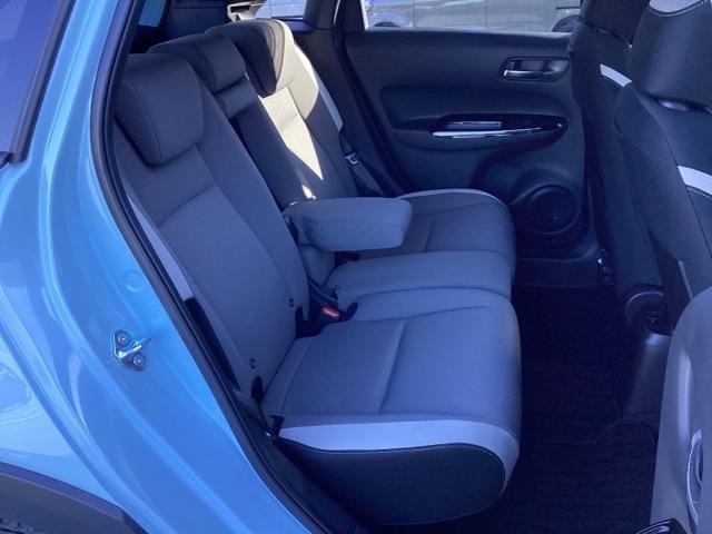 フィット e:HEVクロスター メモリーナビ ドラレコ ETC 衝突回避システム フルオートエアコン 整備記録簿 前後センサー LEDランプ エアバッグ サイドエアバック 地デジ オートクルーズコントロール VSA バックカメラ(19枚目)