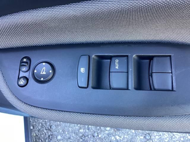 フィット e:HEVクロスター メモリーナビ ドラレコ ETC 衝突回避システム フルオートエアコン 整備記録簿 前後センサー LEDランプ エアバッグ サイドエアバック 地デジ オートクルーズコントロール VSA バックカメラ(25枚目)