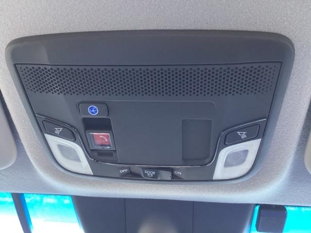 フィット e:HEVクロスター メモリーナビ ドラレコ ETC 衝突回避システム フルオートエアコン 整備記録簿 前後センサー LEDランプ エアバッグ サイドエアバック 地デジ オートクルーズコントロール VSA バックカメラ(29枚目)