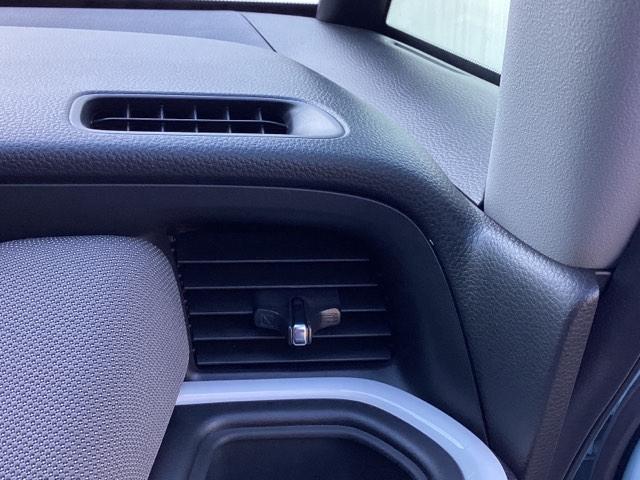 フィット e:HEVクロスター メモリーナビ ドラレコ ETC 衝突回避システム フルオートエアコン 整備記録簿 前後センサー LEDランプ エアバッグ サイドエアバック 地デジ オートクルーズコントロール VSA バックカメラ(30枚目)