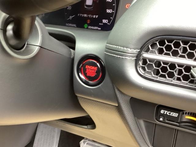 ZR-V Z ナビ BOSEプレミアムサウンドシステム Dレコ 盗難防止システム インテリキー カーテンエアバック 地デジ VSA Bカメラ クルコン USB エアコン ターボ 本革シ-ト クリアランスソナー(15枚目)