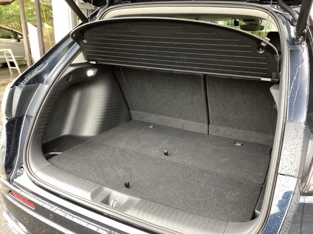 ZR-V Z ナビ BOSEプレミアムサウンドシステム Dレコ 盗難防止システム インテリキー カーテンエアバック 地デジ VSA Bカメラ クルコン USB エアコン ターボ 本革シ-ト クリアランスソナー(20枚目)