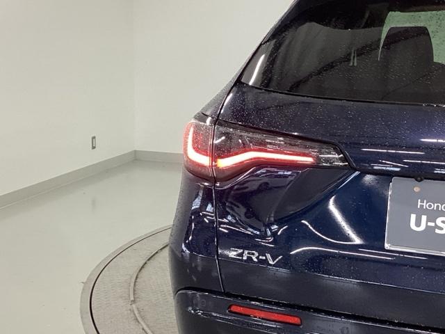 ZR-V Z ナビ BOSEプレミアムサウンドシステム Dレコ 盗難防止システム インテリキー カーテンエアバック 地デジ VSA Bカメラ クルコン USB エアコン ターボ 本革シ-ト クリアランスソナー(34枚目)