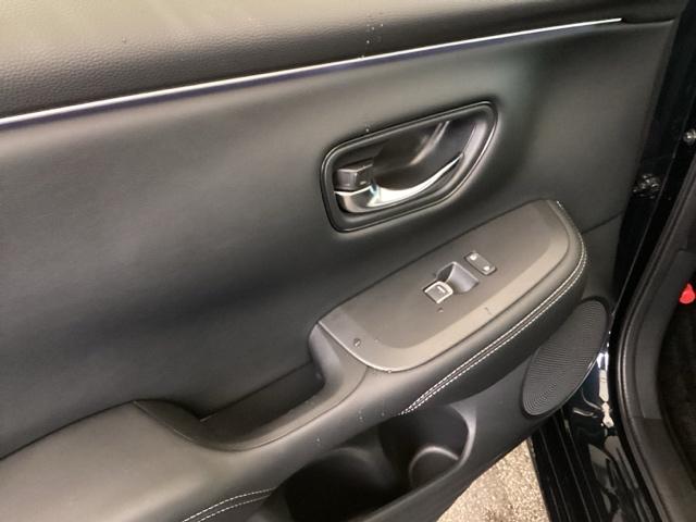 ZR-V Z ナビ BOSEプレミアムサウンドシステム Dレコ 盗難防止システム インテリキー カーテンエアバック 地デジ VSA Bカメラ クルコン USB エアコン ターボ 本革シ-ト クリアランスソナー(38枚目)