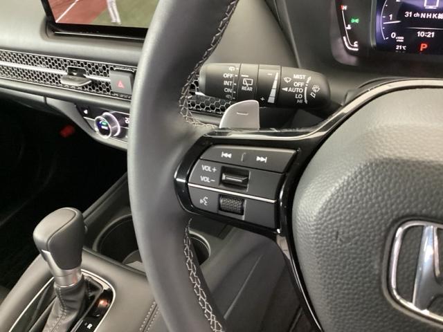 ZR-V Z ナビ BOSEプレミアムサウンドシステム Dレコ 盗難防止システム インテリキー カーテンエアバック 地デジ VSA Bカメラ クルコン USB エアコン ターボ 本革シ-ト クリアランスソナー(47枚目)