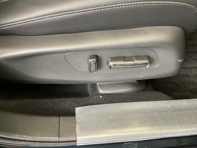 ZR-V Z ナビ BOSEプレミアムサウンドシステム Dレコ 盗難防止システム インテリキー カーテンエアバック 地デジ VSA Bカメラ クルコン USB エアコン ターボ 本革シ-ト クリアランスソナー(49枚目)