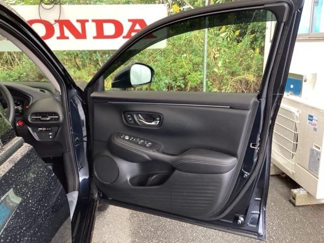 ZR-V Z ナビ BOSEプレミアムサウンドシステム Dレコ 盗難防止システム インテリキー カーテンエアバック 地デジ VSA Bカメラ クルコン USB エアコン ターボ 本革シ-ト クリアランスソナー(50枚目)