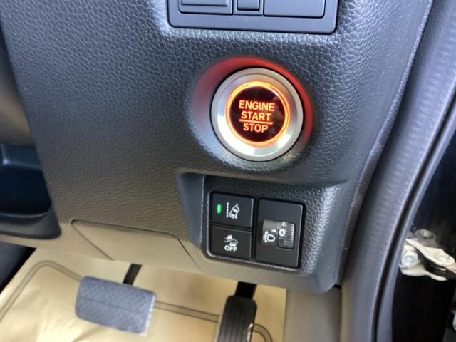 N-BOXカスタム L 純正ナビ フルセグ リアカメラ 両席電動スライドドア Pソナー サイドエアバッグ ナビTV Aストップ シートヒータ ベンチシート キーフリーシステム LEDライト クルーズコントロール AC ETC(17枚目)