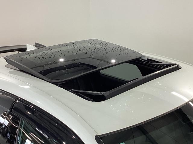 シビック e:HEVEX Google搭載ディスプレイオーディオ 衝突被害軽減ブレーキ Bカメラ シートヒーター ETC フルセグ LEDヘッドライト サイドカーテンエアバック サンルーフ オートライト パーキングセンサー(8枚目)