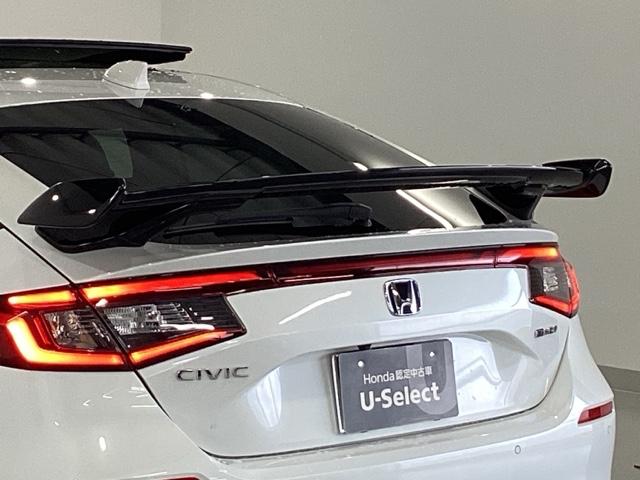 シビック e:HEVEX Google搭載ディスプレイオーディオ 衝突被害軽減ブレーキ Bカメラ シートヒーター ETC フルセグ LEDヘッドライト サイドカーテンエアバック サンルーフ オートライト パーキングセンサー(10枚目)