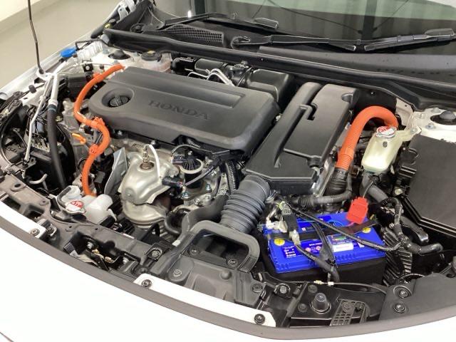 シビック e:HEVEX Google搭載ディスプレイオーディオ 衝突被害軽減ブレーキ Bカメラ シートヒーター ETC フルセグ LEDヘッドライト サイドカーテンエアバック サンルーフ オートライト パーキングセンサー(22枚目)