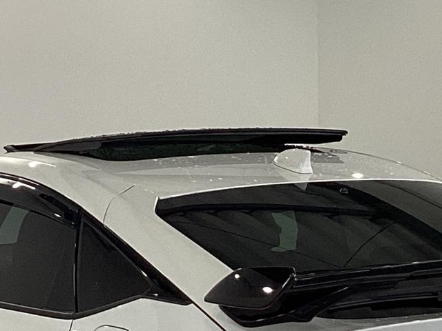 シビック e:HEVEX Google搭載ディスプレイオーディオ 衝突被害軽減ブレーキ Bカメラ シートヒーター ETC フルセグ LEDヘッドライト サイドカーテンエアバック サンルーフ オートライト パーキングセンサー(31枚目)