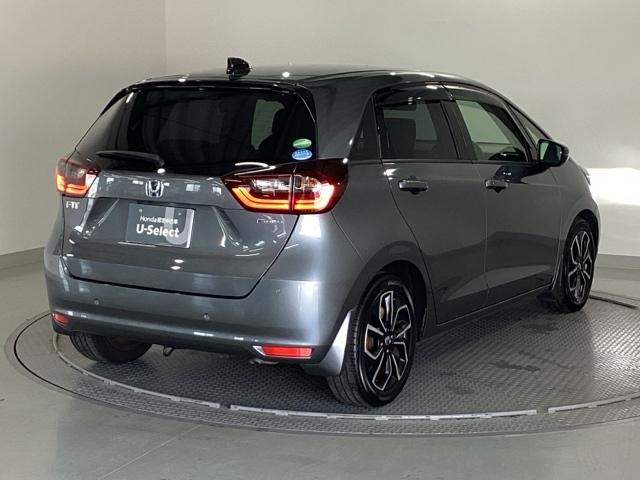 フィット e:HEVホーム 純正メモリーナビ ドラレコ リアカメラ 前後誤発進抑制機能 助手席エアバッグ 運転席エアバッグ アイドリングストップ LEDライト USB接続 バックカメラ ABS サイドエアバッグ フルセグTV(8枚目)