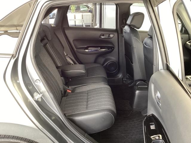 フィット e:HEVホーム 純正メモリーナビ ドラレコ リアカメラ 前後誤発進抑制機能 助手席エアバッグ 運転席エアバッグ アイドリングストップ LEDライト USB接続 バックカメラ ABS サイドエアバッグ フルセグTV(17枚目)