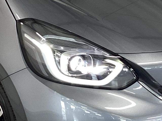 フィット e:HEVホーム 純正メモリーナビ ドラレコ リアカメラ 前後誤発進抑制機能 助手席エアバッグ 運転席エアバッグ アイドリングストップ LEDライト USB接続 バックカメラ ABS サイドエアバッグ フルセグTV(22枚目)