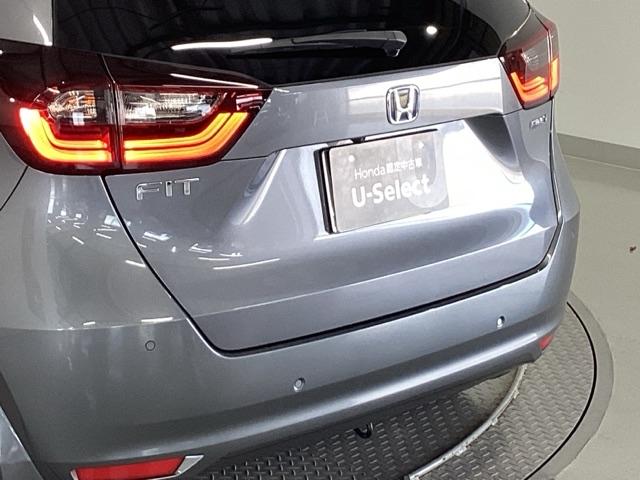 フィット e:HEVホーム 純正メモリーナビ ドラレコ リアカメラ 前後誤発進抑制機能 助手席エアバッグ 運転席エアバッグ アイドリングストップ LEDライト USB接続 バックカメラ ABS サイドエアバッグ フルセグTV(29枚目)