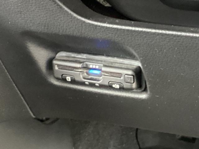 フィット e:HEVホーム 純正メモリーナビ ドラレコ リアカメラ 前後誤発進抑制機能 助手席エアバッグ 運転席エアバッグ アイドリングストップ LEDライト USB接続 バックカメラ ABS サイドエアバッグ フルセグTV(46枚目)