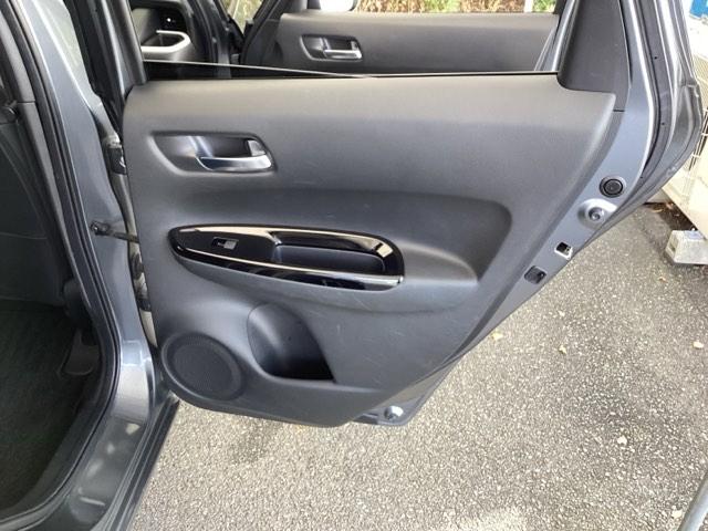 フィット e:HEVホーム 純正メモリーナビ ドラレコ リアカメラ 前後誤発進抑制機能 助手席エアバッグ 運転席エアバッグ アイドリングストップ LEDライト USB接続 バックカメラ ABS サイドエアバッグ フルセグTV(63枚目)