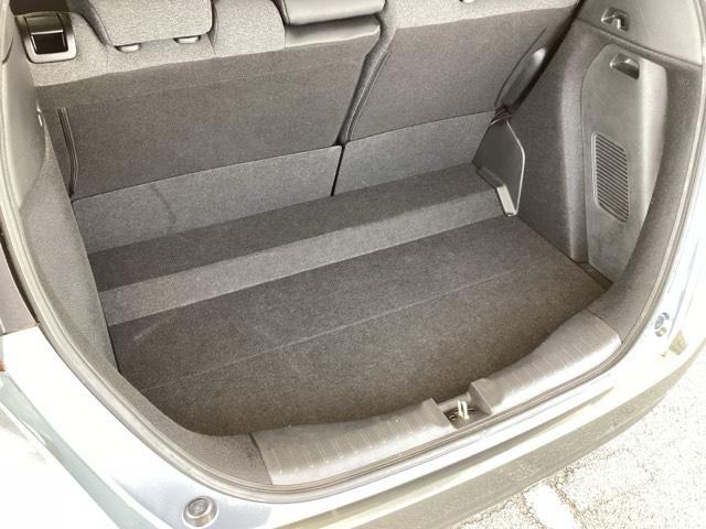 フィット e:HEVホーム 純正メモリーナビ ドラレコ リアカメラ 前後誤発進抑制機能 助手席エアバッグ 運転席エアバッグ アイドリングストップ LEDライト USB接続 バックカメラ ABS サイドエアバッグ フルセグTV(66枚目)