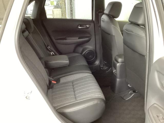 フィット e:HEVホーム 純正メモリーナビ ドラレコ リアカメラ 前後誤発進抑制機能 助手席エアバッグ 運転席エアバッグ アイドリングストップ LEDライト USB接続 バックカメラ ABS サイドエアバッグ フルセグTV(17枚目)