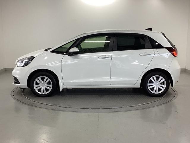 フィット e:HEVホーム 純正メモリーナビ ドラレコ リアカメラ 前後誤発進抑制機能 助手席エアバッグ 運転席エアバッグ アイドリングストップ LEDライト USB接続 バックカメラ ABS サイドエアバッグ フルセグTV(25枚目)