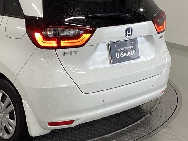 フィット e:HEVホーム 純正メモリーナビ ドラレコ リアカメラ 前後誤発進抑制機能 助手席エアバッグ 運転席エアバッグ アイドリングストップ LEDライト USB接続 バックカメラ ABS サイドエアバッグ フルセグTV(29枚目)