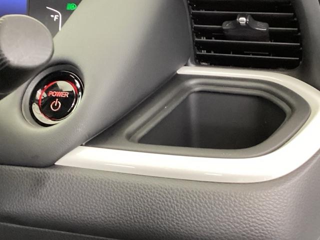 フィット e:HEVホーム 純正メモリーナビ ドラレコ リアカメラ 前後誤発進抑制機能 助手席エアバッグ 運転席エアバッグ アイドリングストップ LEDライト USB接続 バックカメラ ABS サイドエアバッグ フルセグTV(43枚目)