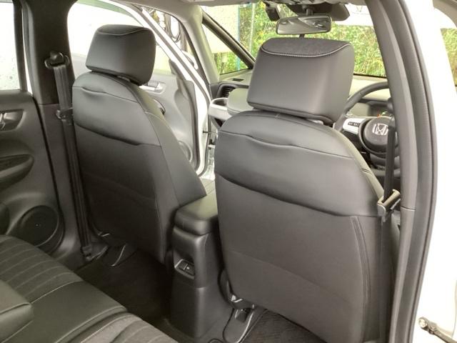 フィット e:HEVホーム 純正メモリーナビ ドラレコ リアカメラ 前後誤発進抑制機能 助手席エアバッグ 運転席エアバッグ アイドリングストップ LEDライト USB接続 バックカメラ ABS サイドエアバッグ フルセグTV(58枚目)