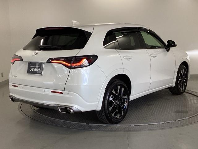 ZR-V Z ナビ BOSEプレミアムサウンドシステム Dレコ 盗難防止システム インテリキー カーテンエアバック 地デジ VSA Bカメラ クルコン USB エアコン ターボ 本革シ-ト クリアランスソナー(6枚目)