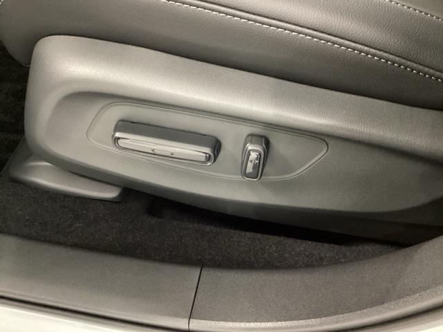 ZR-V Z ナビ BOSEプレミアムサウンドシステム Dレコ 盗難防止システム インテリキー カーテンエアバック 地デジ VSA Bカメラ クルコン USB エアコン ターボ 本革シ-ト クリアランスソナー(38枚目)