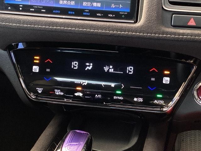 フルオートエアコンは希望の温度設定で風の温度も風量も自動調整で年中快適です。