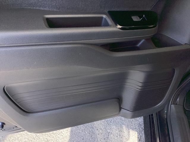 N-BOXカスタム EXターボ 純正ナビ スーパースライドシート パーキングセンサー 地デジ 前席シートヒーター バックガイドモニター カーテンエアバック LED 盗難防止装置 ABS オートクルーズコントロール エアバッグ DVD(37枚目)