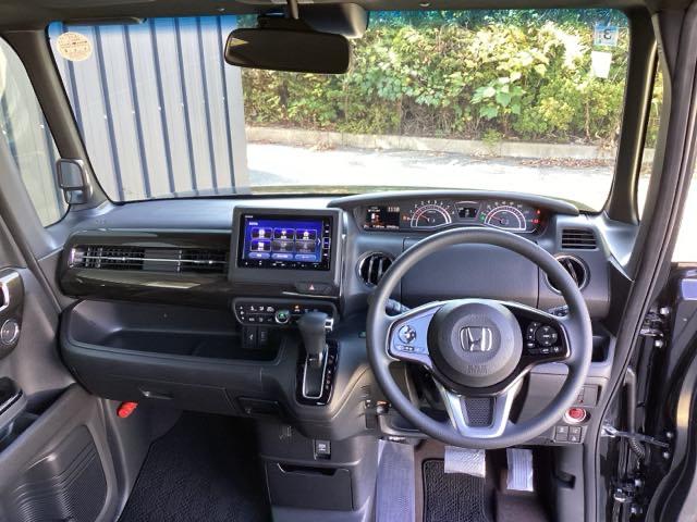 N-BOXカスタム G・Lホンダセンシング 純正メモリーナビ ドラレコ リアカメラ 地デジTV 整備記録簿 助手席エアバッグ キーレス シートH アイドリングST セキュリティーアラーム スマ-トキ- ナビTV ETC 前車追従機能 USB(2枚目)