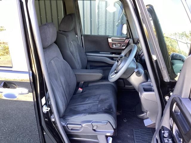 N-BOXカスタム G・Lホンダセンシング 純正メモリーナビ ドラレコ リアカメラ 地デジTV 整備記録簿 助手席エアバッグ キーレス シートH アイドリングST セキュリティーアラーム スマ-トキ- ナビTV ETC 前車追従機能 USB(16枚目)