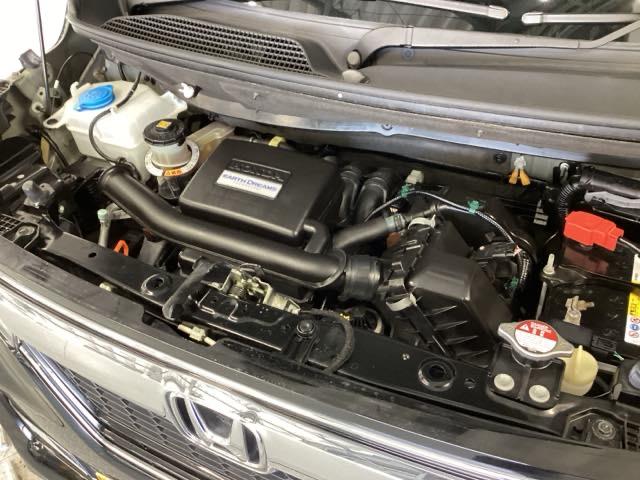N-BOXカスタム G・Lホンダセンシング 純正メモリーナビ ドラレコ リアカメラ 地デジTV 整備記録簿 助手席エアバッグ キーレス シートH アイドリングST セキュリティーアラーム スマ-トキ- ナビTV ETC 前車追従機能 USB(20枚目)
