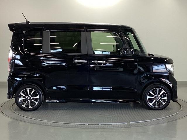 N-BOXカスタム G・Lホンダセンシング 純正メモリーナビ ドラレコ リアカメラ 地デジTV 整備記録簿 助手席エアバッグ キーレス シートH アイドリングST セキュリティーアラーム スマ-トキ- ナビTV ETC 前車追従機能 USB(32枚目)