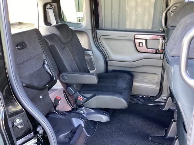 N-BOXカスタム G・Lホンダセンシング 純正メモリーナビ ドラレコ リアカメラ 地デジTV 整備記録簿 助手席エアバッグ キーレス シートH アイドリングST セキュリティーアラーム スマ-トキ- ナビTV ETC 前車追従機能 USB(61枚目)