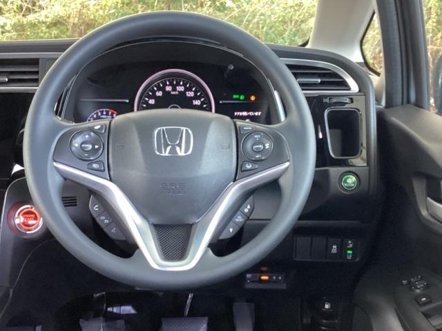 シャトル Gホンダセンシング メモリーナビ リアカメラ ETC 盗難警報装置 Rカメ スマートキー クルコン 横滑り防止 ナビTV パワーウィンドウ ABS LEDヘッドライト DVD再生 エアバッグ キーレス サイドエアバック(3枚目)