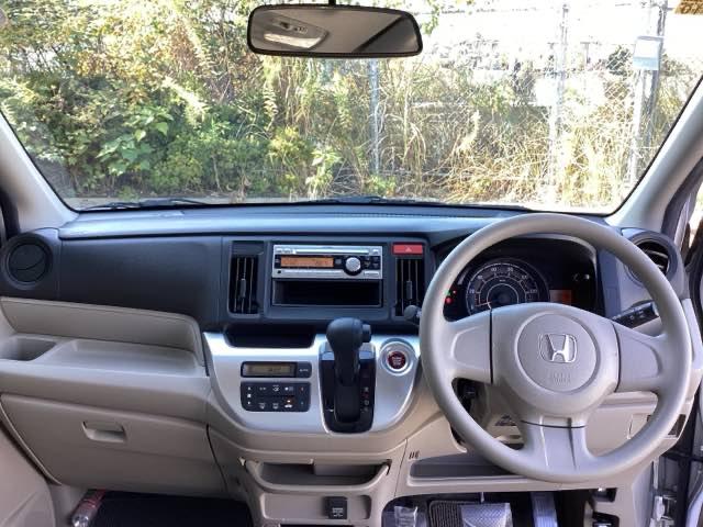 N-WGN G AUX対応CDチューナー スマートキー イモビライザー AAC キーレスキー 運転席エアバック 運転席助手席エアバック 横滑り防止機能 PW PS ABS ベンチシート アイドリングストップ付き(3枚目)