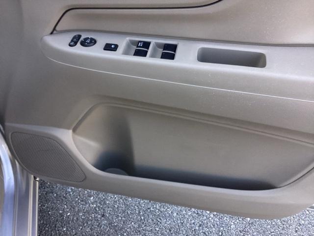 N-WGN G AUX対応CDチューナー スマートキー イモビライザー AAC キーレスキー 運転席エアバック 運転席助手席エアバック 横滑り防止機能 PW PS ABS ベンチシート アイドリングストップ付き(48枚目)