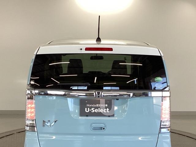 N-BOXスラッシュ G・Lインテリアカラーパッケージ ナビ グライドスタイル ETC ESC ベンチシート デュアルエアバック AC リヤカメラ USB スマートキー 運転席エアバッグ ABS パワステ パワーウィンドウ キーレスエントリー DVD再生(31枚目)