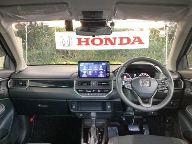 ＷＲ－Ｖ Ｚ＋　試乗車　メモリーナビ　ＥＴＣ　ドラレコ　追突軽減ブレーキ　フルセグテレビ　サイドエアバッグ　禁煙　ＵＳＢ　盗難防止システム　運転席エアバッグ　Ｂカメラ　クルコン　横滑り防止　ドライブレコーダー　記録簿（2枚目）