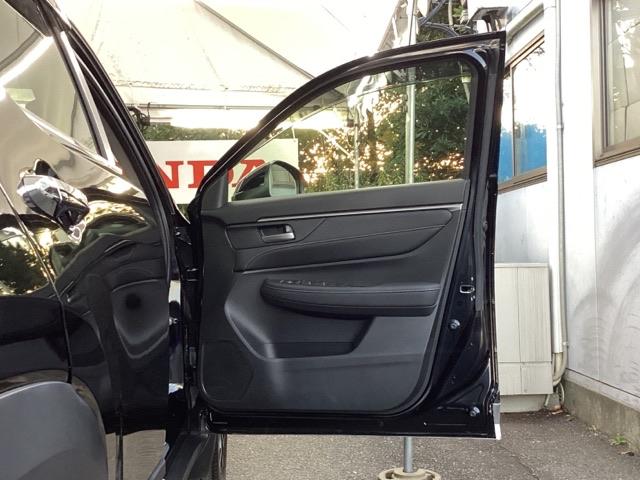 ＷＲ－Ｖ Ｚ＋　試乗車　メモリーナビ　ＥＴＣ　ドラレコ　追突軽減ブレーキ　フルセグテレビ　サイドエアバッグ　禁煙　ＵＳＢ　盗難防止システム　運転席エアバッグ　Ｂカメラ　クルコン　横滑り防止　ドライブレコーダー　記録簿（26枚目）