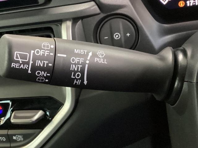 ＷＲ－Ｖ Ｚ＋　試乗車　メモリーナビ　ＥＴＣ　ドラレコ　追突軽減ブレーキ　フルセグテレビ　サイドエアバッグ　禁煙　ＵＳＢ　盗難防止システム　運転席エアバッグ　Ｂカメラ　クルコン　横滑り防止　ドライブレコーダー　記録簿（35枚目）