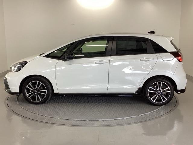 フィット e:HEVRS 試乗車 メモリーナビ ドラレコ ETC エアバッグ ナビ&TV パワーウィンドウ 助手席エアバッグ Dレコ フルセグテレビ LEDヘッドランプ セキュリティアラーム フルオートエアコン 禁煙 USB(35枚目)