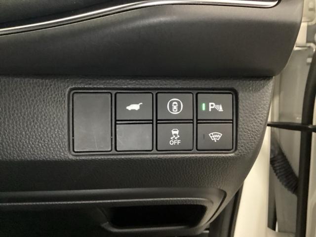 ヴェゼル ｅ：ＨＥＶＺ　メモリーナビ　ドラレコ　ＥＴＣ　衝突回避支援ブレーキ機能　スマキ　Ｐトランク　フルオートエアコン　Ｄレコ　エアバッグ　両席エアバック　Ｒカメ　パワーウィンドウ　ＬＥＤランプ　ソナー　クルーズＣ　ＵＳＢ（14枚目）