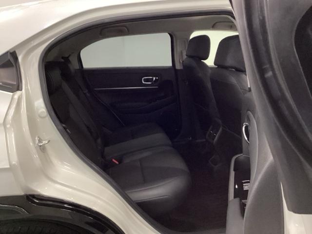 ヴェゼル ｅ：ＨＥＶＺ　メモリーナビ　ドラレコ　ＥＴＣ　衝突回避支援ブレーキ機能　スマキ　Ｐトランク　フルオートエアコン　Ｄレコ　エアバッグ　両席エアバック　Ｒカメ　パワーウィンドウ　ＬＥＤランプ　ソナー　クルーズＣ　ＵＳＢ（17枚目）